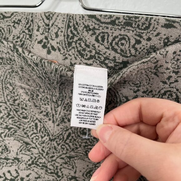 Free People Rare Boho Paisley Print Olive Green Knit Leggings Size XS - Picture 10 of 11